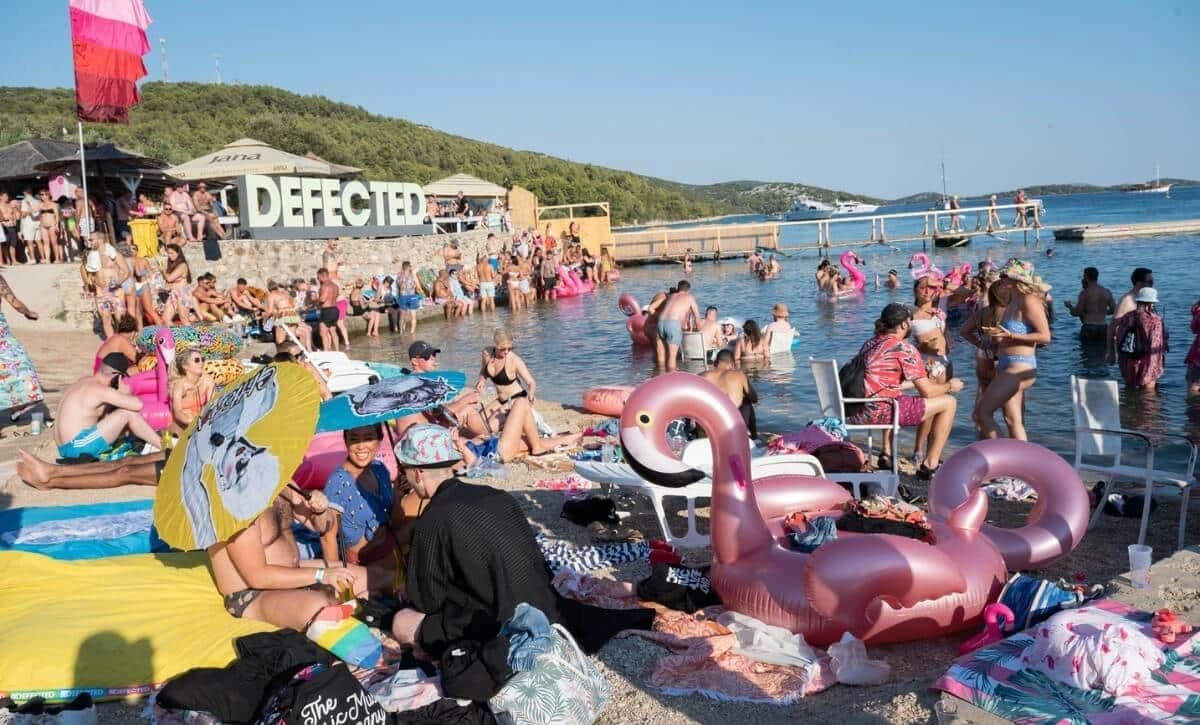 Defected Croatia